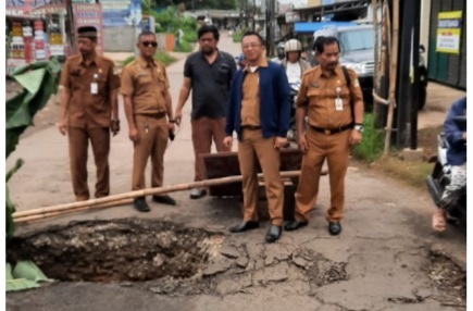 Jembatan Ambrol di Jalan Raya Setu-Serang Segera Diperbaiki