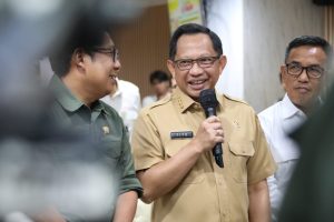 Mendagri Ajak Masyarakat Hidupkan Desa