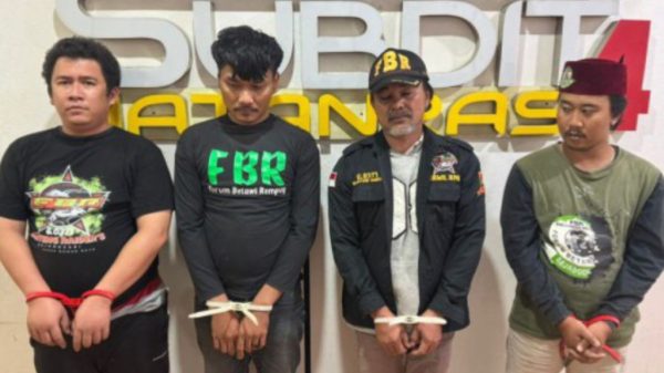Palak Pedagang, Polisi Tangkap Ketua FBR Bojongsari