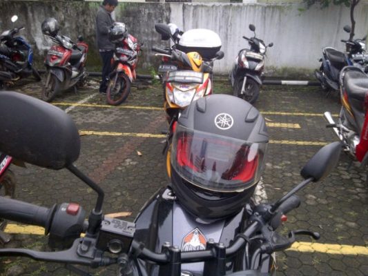 Spesialis Maling Helm Dibekuk Polisi di  AEON Mall Cikarang