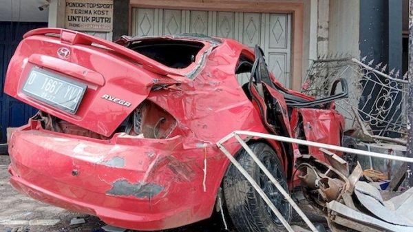 Mobil Mahasiswa Unpad Tabrak Jukir Hingga Tewas di Jatinangor