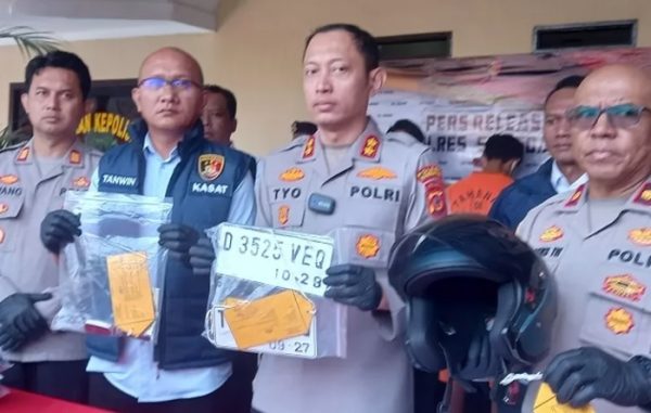 Modal Cerita Sedih, Pria Ini Tipu 14 Mahasiswa di Jatinangor