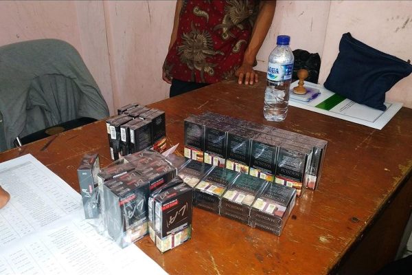 Bea Cukai Sita 21 Koper Calhaj Bekasi