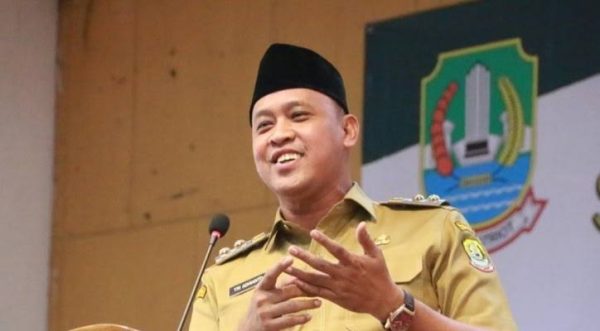 Walikota Bekasi Minta Ortu Dampingi Anak di Hari Pertama Sekolah